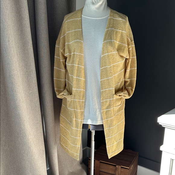 Tribal Women's Cardigan in Yellow and White Stripes Sz M Beach Travel Resort EUC - Picture 1 of 9